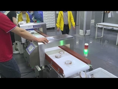 Metal detector dell'alimento con la gestione di base di dati e del pannello dati