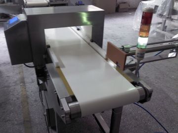 Metal detector da tavolo del trasportatore del rivelatore di sicurezza alimentare per industria di trasformazione dell'alimento